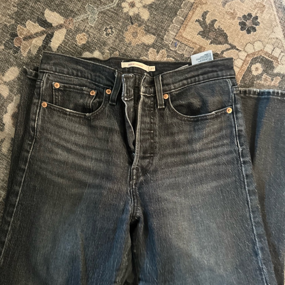 Levi's Women's Wedgie Straight Leg Jeans in Faded Black
Levi’s Premium